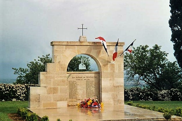 Montalzat monument aux morts